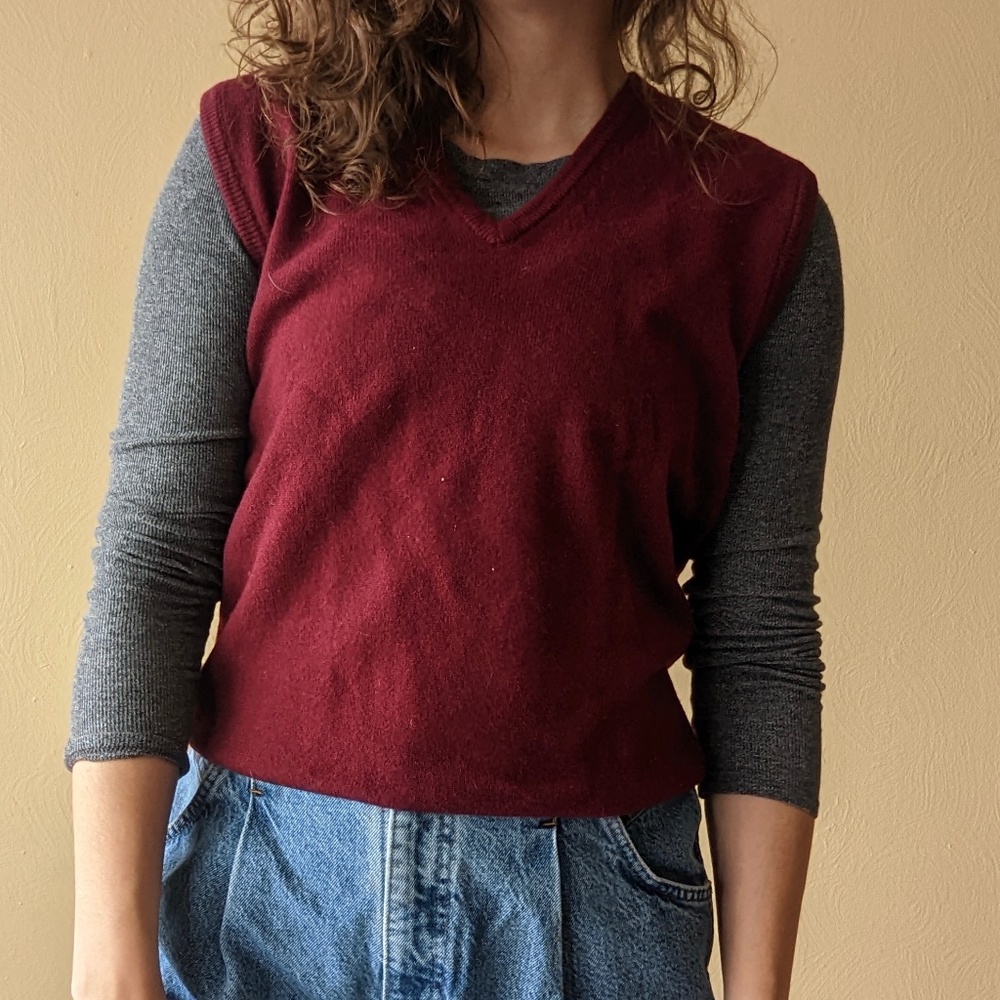 red Ireland sweater vest